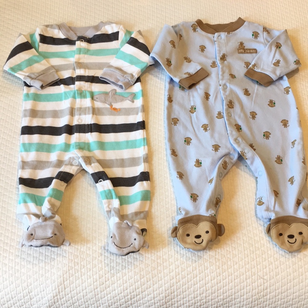 Carter’s Long Sleeved Onesies (SET OF 2)